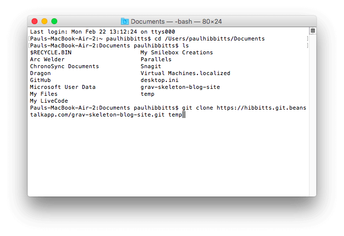 Mac OS Terminal application git clone command line entered